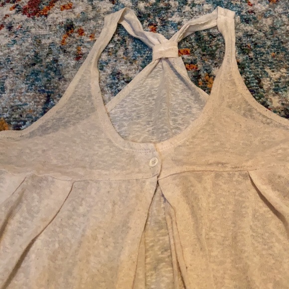 Translucent, cream-coloured, sweater-vest - Picture 2 of 9